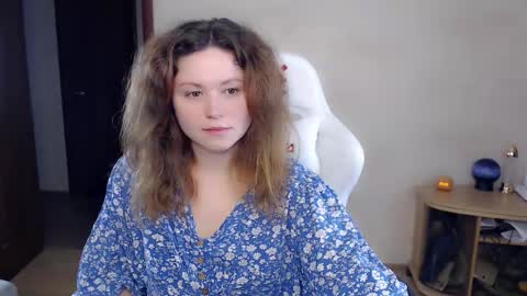 Snapshot of bettystar_ chatting on 09-20-25, 05:03 Betty online show from 09-20-25, 05:03