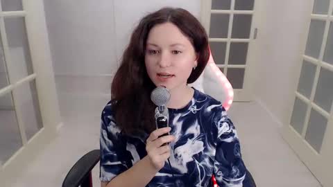 Snapshot of bettystar_ chatting on 11-26-25, 05:25 Betty online show from 11-26-25, 05:25