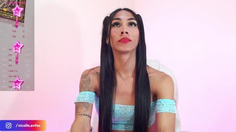 Snapshot of beuty_goddes777 chatting on 01-03-25, 03:49 Nicolle Aviles online show from 01-03-25, 03:49