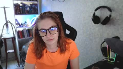 Snapshot of beverly_yay chatting on 05-02-26, 12:32 beverly_yay online show from 05-02-26, 12:32