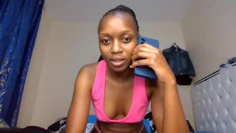Snapshot of beverlyne5 chatting on 07-19-26, 03:49 beverly online show from 07-19-26, 03:49