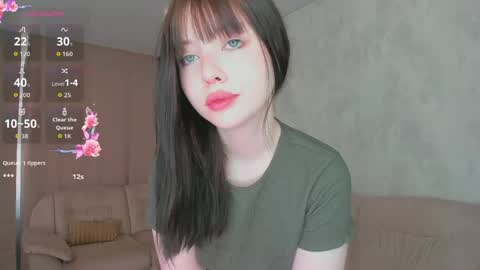 Snapshot of beverlyvegas chatting on 05-27-26, 05:59 Jany online show from 05-27-26, 05:59