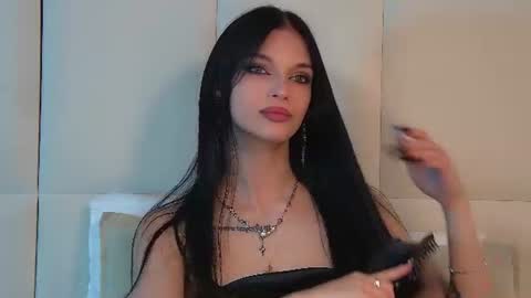 Beverly online show from 06-10-26, 06:40