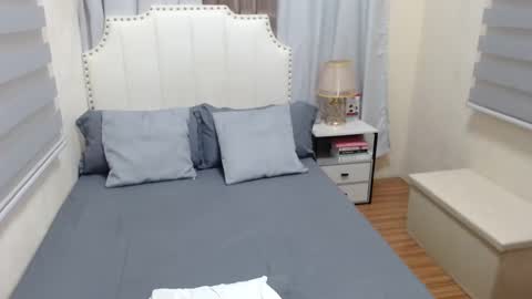 Nixie online show from 12-26-24, 07:24