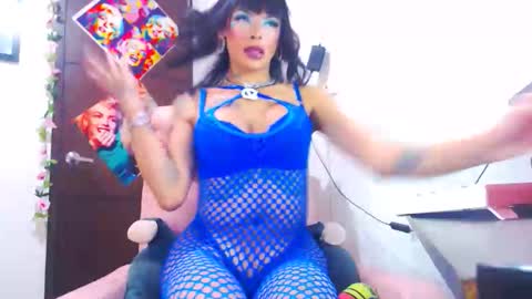 INSTA dannacampuzanno ONFNS dannacampuzano online show from 04-26-26, 05:49