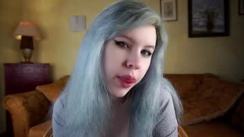 Snapshot of bezuya chatting on 06-13-26, 03:26 Eliz online show from 06-13-26, 03:26