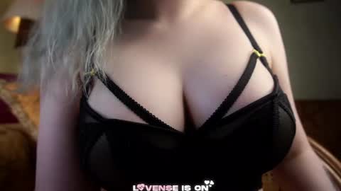 Snapshot of bezuya chatting on 07-07-26, 06:47 Eliz online show from 07-07-26, 06:47