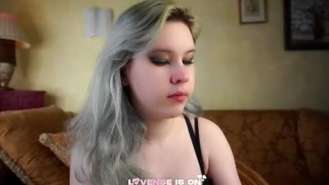 Snapshot of bezuya chatting on 07-08-26, 02:49 Eliz online show from 07-08-26, 02:49