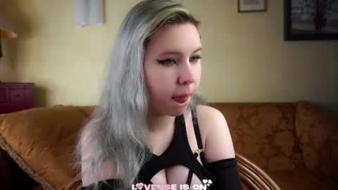 Snapshot of bezuya chatting on 07-12-26, 02:46 Eliz online show from 07-12-26, 02:46