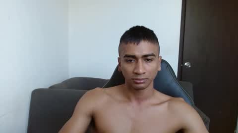 Snapshot of bfernando_05 chatting on 02-12-25, 07:24 BAYRON online show from 02-12-25, 07:24