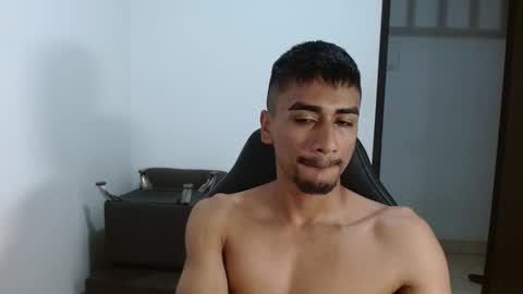 Snapshot of bfernando_05 chatting on 09-10-25, 05:07 BAYRON online show from 09-10-25, 05:07