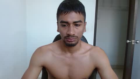 Snapshot of bfernando_05 chatting on 09-23-25, 11:57 BAYRON online show from 09-23-25, 11:57