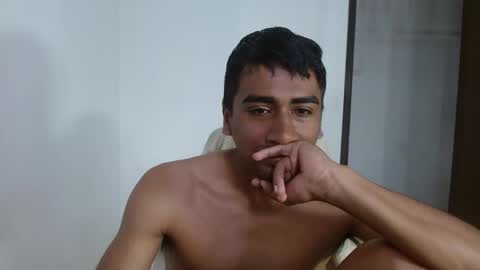 Snapshot of bfernando_05 chatting on 01-13-26, 04:34 BAYRON online show from 01-13-26, 04:34