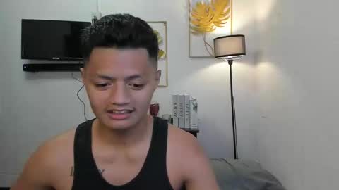 bhillrhey121103 online show from 03-09-26, 05:33