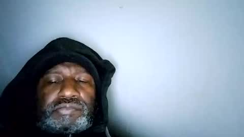 Snapshot of bi582945 chatting on 11-30-25, 05:17 bi582945 online show from 11-30-25, 05:17