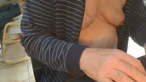 Snapshot of bi_and_more chatting on 12-30-24, 11:04 Manfred online show from 12-30-24, 11:04