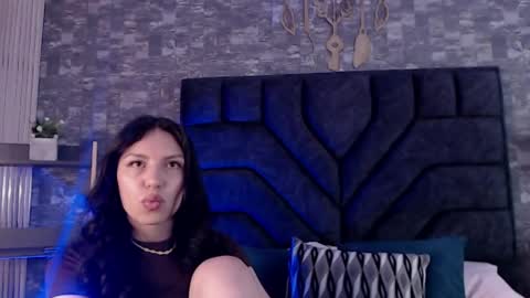 Snapshot of bianca_ks chatting on 04-23-26, 10:23 Bianca online show from 04-23-26, 10:23