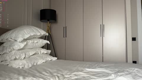 Snapshot of bianca_lawwson_ chatting on 12-17-24, 09:16 Bianca online show from 12-17-24, 09:16