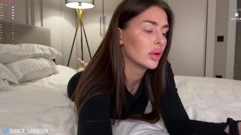 Snapshot of bianca_lawwson_ chatting on 12-27-24, 09:54 Bianca online show from 12-27-24, 09:54