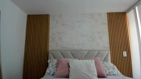 bianca online show from 04-12-26, 06:35