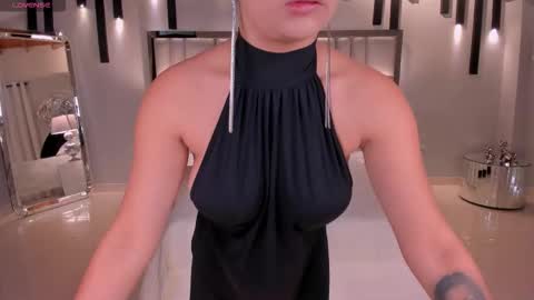 Bianca Pierce online show from 11-24-25, 12:16