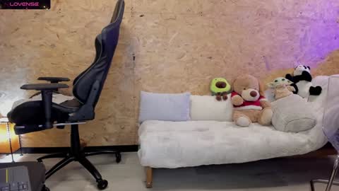 Snapshot of biancastrongg chatting on 01-10-25, 08:40 Biancastrong.. IGThebiancastrong online show from 01-10-25, 08:40