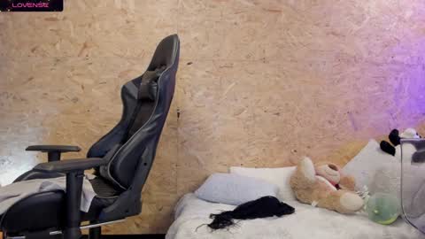 Snapshot of biancastrongg chatting on 01-12-25, 11:50 Biancastrong.. IGThebiancastrong online show from 01-12-25, 11:50