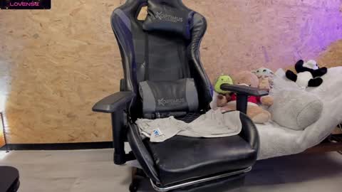 Snapshot of biancastrongg chatting on 01-14-25, 08:31 Biancastrong.. IGThebiancastrong online show from 01-14-25, 08:31