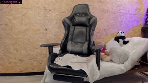 Snapshot of biancastrongg chatting on 01-16-25, 08:43 Biancastrong.. IGThebiancastrong online show from 01-16-25, 08:43