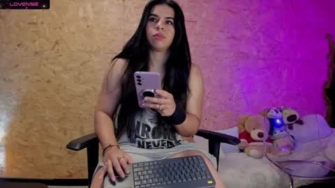 Snapshot of biancastrongg chatting on 03-04-25, 02:27 Biancastrong.. IGThebiancastrong online show from 03-04-25, 02:27