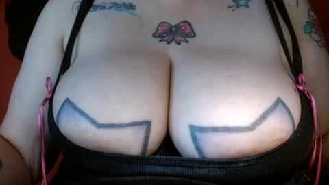 Snapshot of bianka_star_ chatting on 02-07-25, 03:30 bianca online show from 02-07-25, 03:30