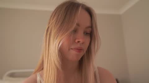 Snapshot of bibi_it_is chatting on 03-02-25, 08:27 Bibi online show from 03-02-25, 08:27