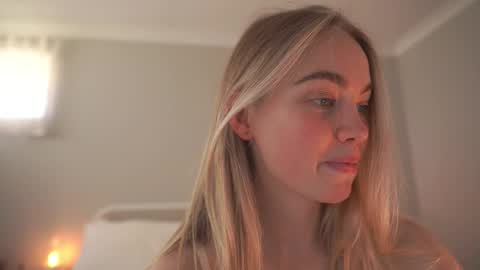 Snapshot of bibi_it_is chatting on 11-29-25, 02:36 Bibi online show from 11-29-25, 02:36