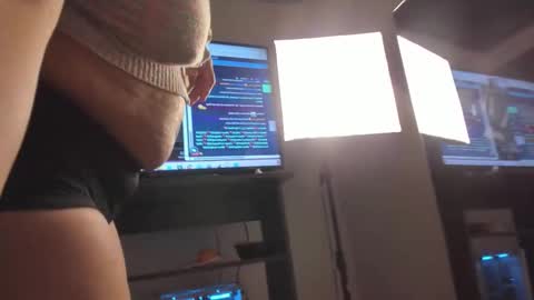 Snapshot of bibiana_js_ chatting on 11-11-25, 12:05 bibiana_js_ online show from 11-11-25, 12:05