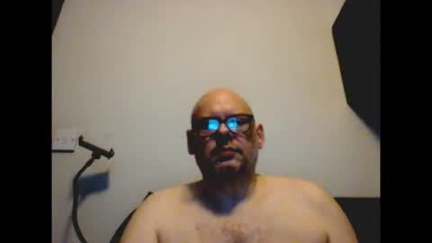 Snapshot of bicduk chatting on 07-01-26, 06:18 bicduk online show from 07-01-26, 06:18
