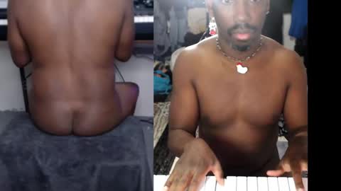 BicepsandFrot online show from 09-22-25, 06:26