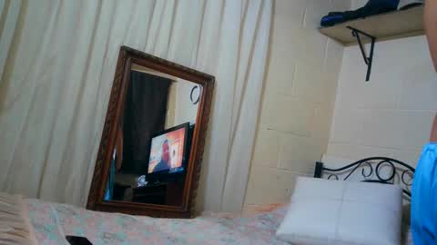 Snapshot of bichopeludo chatting on 09-09-25, 05:34 bichopeludo online show from 09-09-25, 05:34