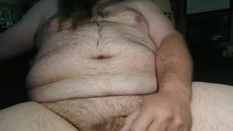Snapshot of bichubbydick chatting on 05-12-26, 12:13 bi guy looking to chat online show from 05-12-26, 12:13