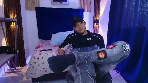 Bick Khonn online show from 06-25-26, 07:40