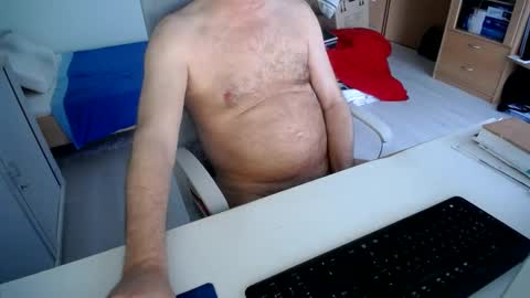 Snapshot of bien_77 chatting on 02-07-25, 07:18 bien_77 online show from 02-07-25, 07:18