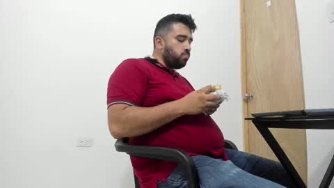 Snapshot of big_dad69 chatting on 09-16-25, 04:02 Tommy online show from 09-16-25, 04:02