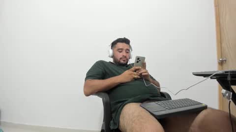 Tommy online show from 12-18-25, 01:00