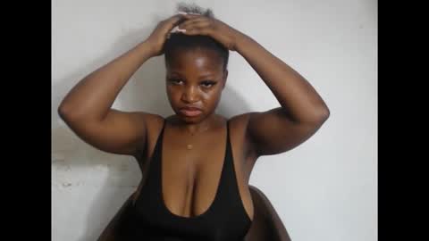 Snapshot of bigassdrip chatting on 02-15-26, 07:10 bigassdrip online show from 02-15-26, 07:10