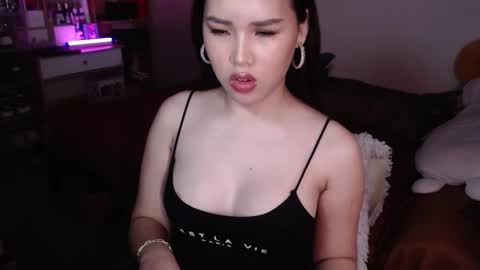 Snapshot of bigassslutdoll chatting on 12-09-24, 07:17 Mia online show from 12-09-24, 07:17