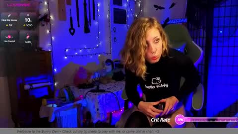 Snapshot of bigbearandbunny chatting on 12-22-24, 04:38 bigbearandbunny online show from 12-22-24, 04:38