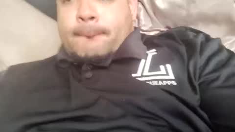 Snapshot of bigbeata chatting on 03-02-25, 10:27 Stevie Snow online show from 03-02-25, 10:27