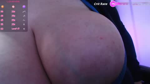 Snapshot of bigbittiesandfun chatting on 05-12-26, 02:52 bigbittiesandfun online show from 05-12-26, 02:52