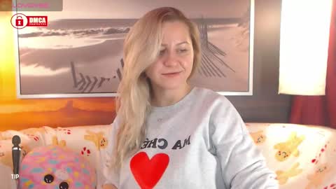 Snapshot of bigboobsarri chatting on 12-03-24, 07:32 BigBoobsArri online show from 12-03-24, 07:32