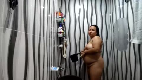 Snapshot of bigboobslyn chatting on 09-21-25, 03:08 bigboobslyn online show from 09-21-25, 03:08