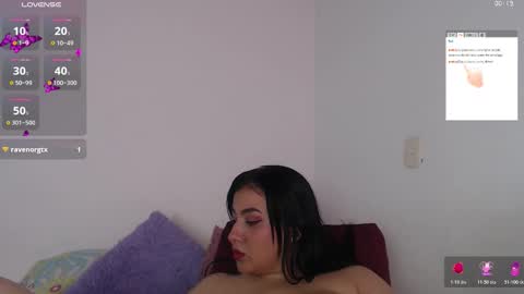 Snapshot of bigboobsrose chatting on 12-01-25, 08:25 Rose online show from 12-01-25, 08:25